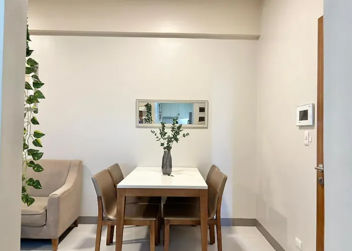 Spacious 2Beds 1Bedroom