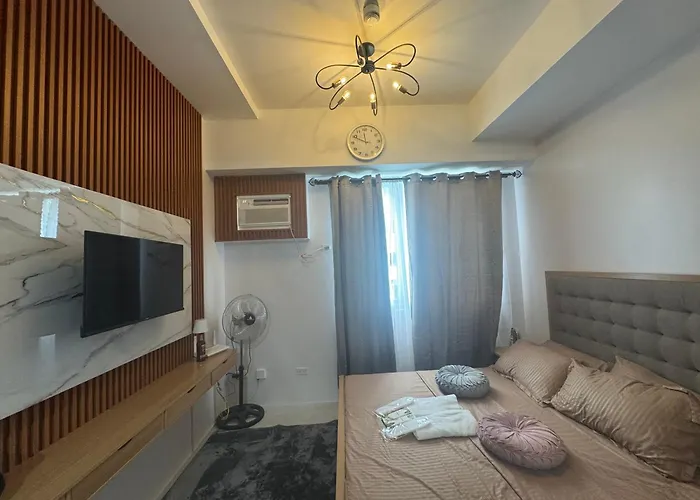 Staycation Hub