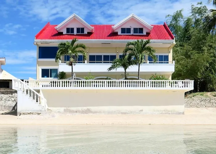 Medellin Beachvilla 5Br | Billiard | Fiber 100Mbps