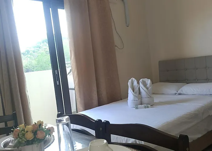Thyme Residences Condominium, Unit 208