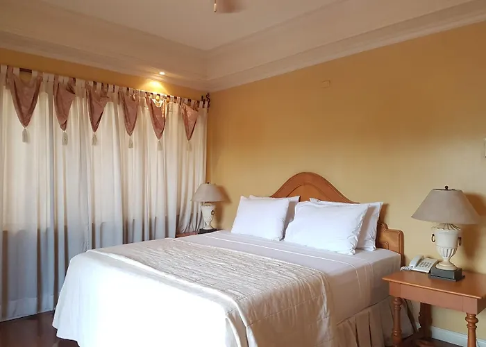Sophia Suites Residence Hotel