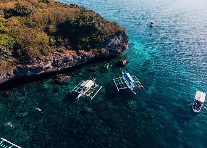 Pescadores Suites Moalboal