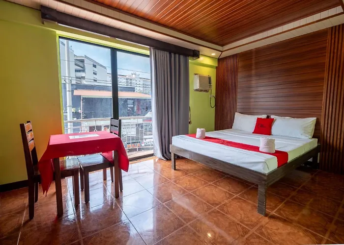 RedDoorz near Maribago Barangay Hall - Quarantine Hotel
