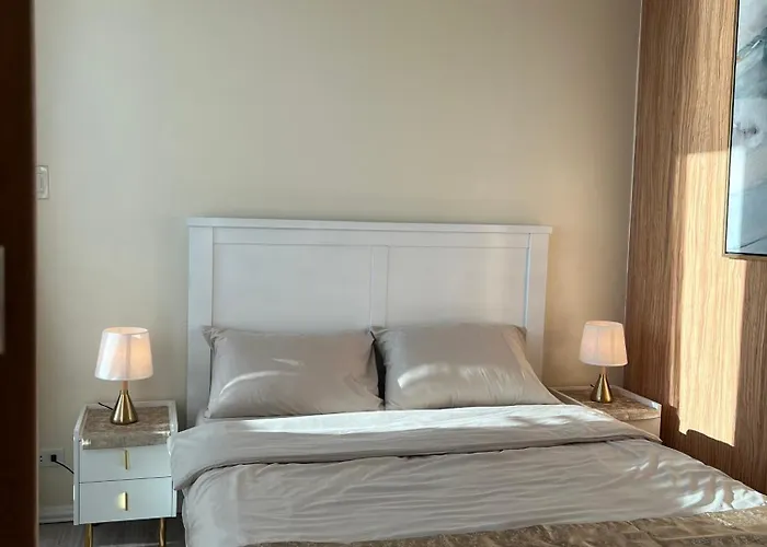 La Mirada Deluxe Suites With Oceanview