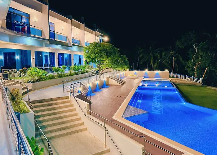 De Cairo'S Mountain & Ocean View Resort