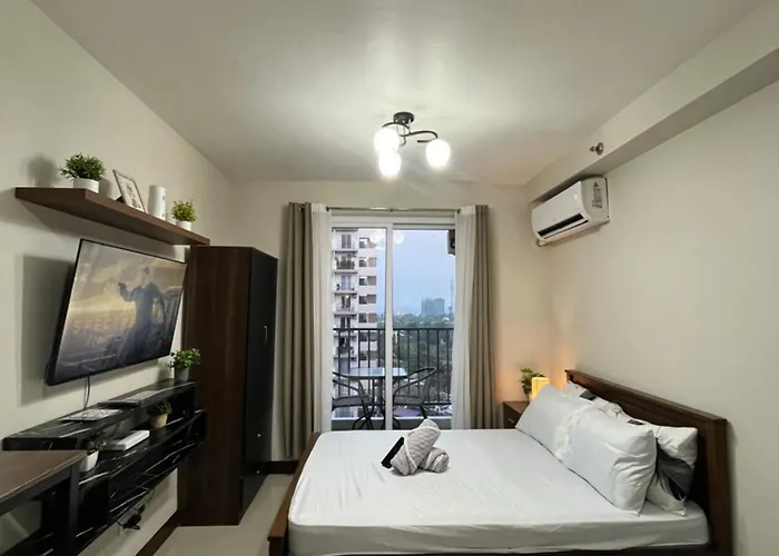Condo With Balcony - Pool View