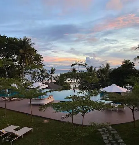 The Shore At San Remigio