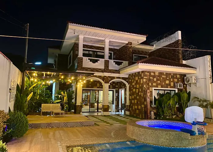 Villa De Ciudad