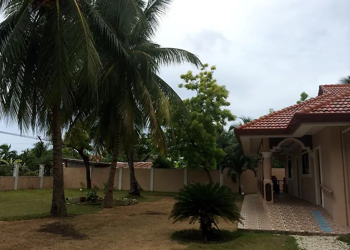 Luzmin Bh - Cottages And Bungalows