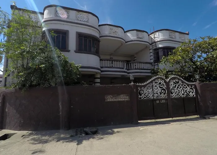 Pe'Re Aristo Guesthouse
