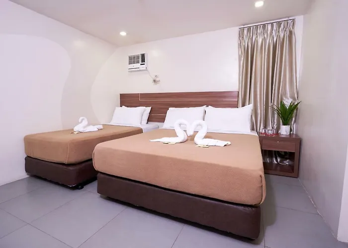 Rianne Hotel And Suites