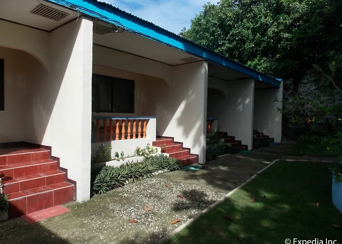 Looc Garden Beach Resort