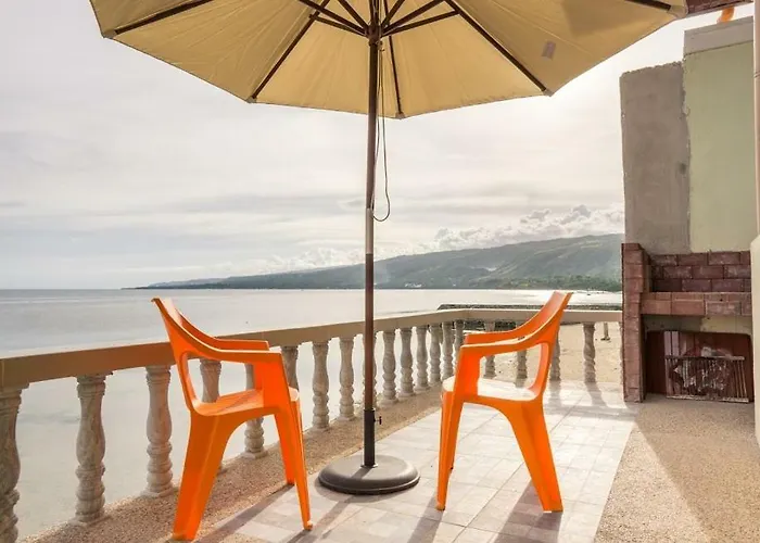 Kellocks' Seaview Apartelle